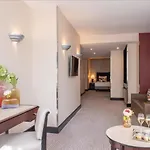 Hotel Les Jardins Du Marais Paris