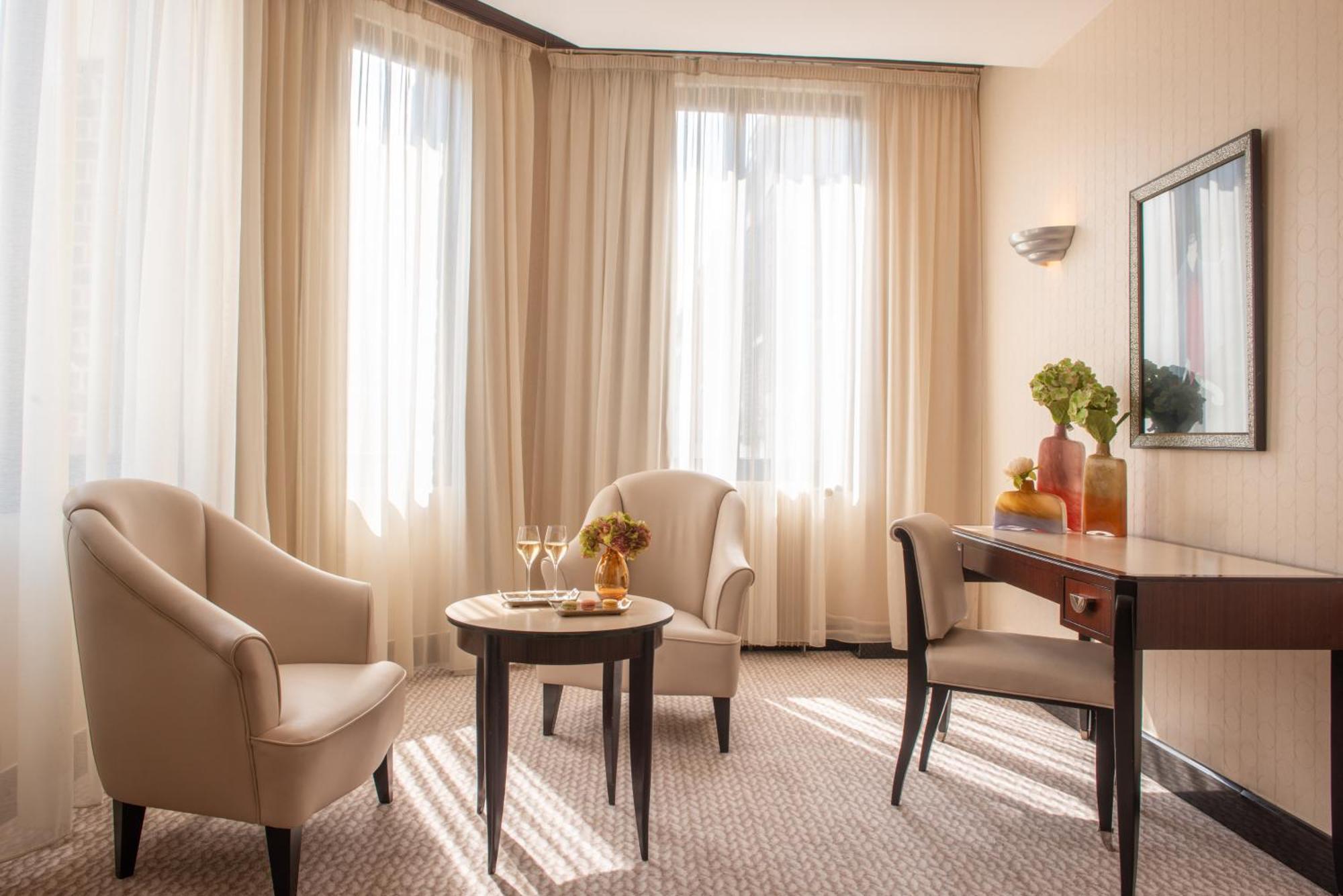 Les Jardins Du Marais Hotel Parigi